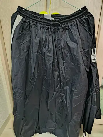 adidas 블랙 스커트