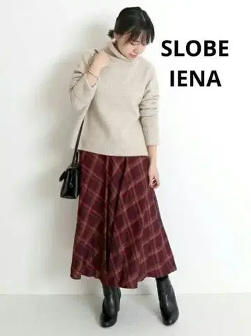 슬로브 이에나 체크 플레어 스커트 레드 브라운 새상품급