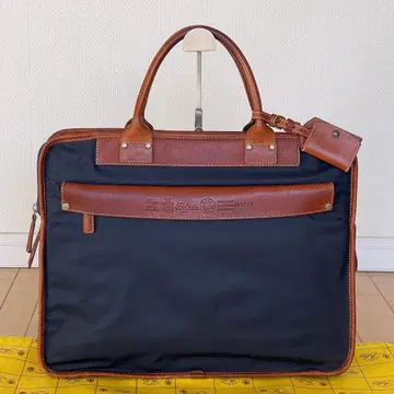 [ 정가 72,600엔 ] Felisi 페리지 8637/2/ds 네이비