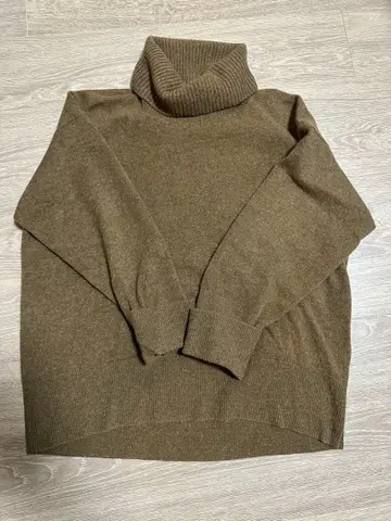 MACPHEE 브라운 터틀넥 스웨터 S