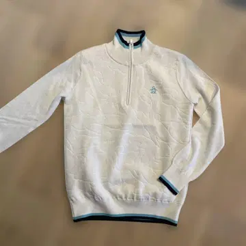 새상품급 먼싱웨어 방풍 안감 부착 스웨터 M