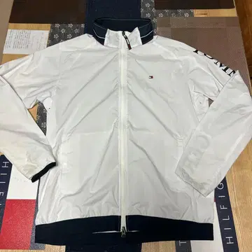 타미힐피거 골프 얇은 소재 점퍼 사이즈 L