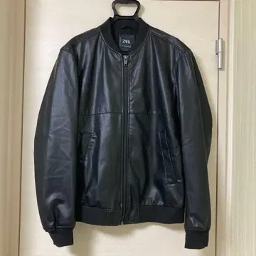 ZARA 블랙 가죽 자켓 L