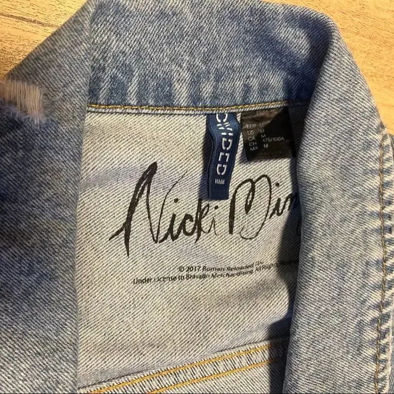 3번째 상품 이미지