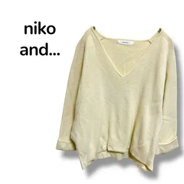 niko and - 니코앤드 니트 스웨터 V넥 아이보리 면