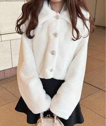 apres jour 인조 모피 숏코트 아이보리 F