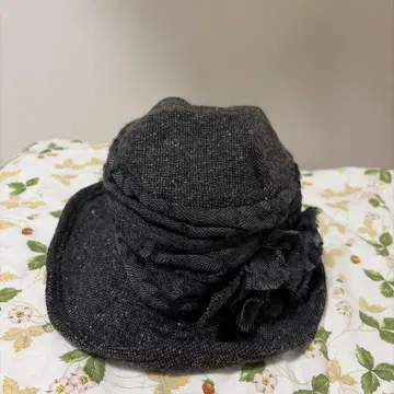 GREVI 플라워 장식 펠트 햇
