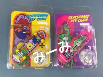 RofJ 한정판 SKATEBOARD KEYCHAIN 스케이트보드 키체인