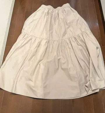 [ 양품 ] ebure 에부르 플레어 스커트 베이지 38