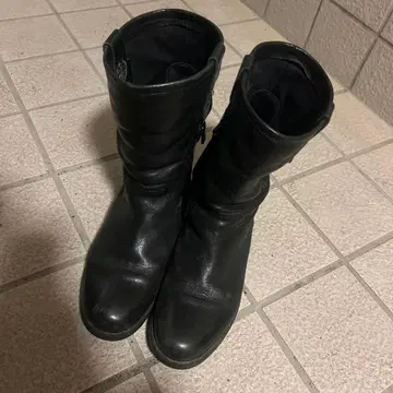 캠퍼 사이드 지퍼 부츠