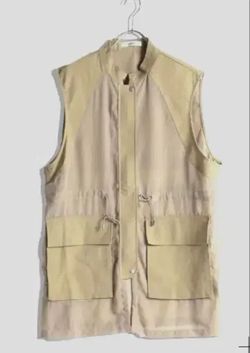 미사용 야마다야 라디에이트 이소재 절개 드로스트 시어 베스트