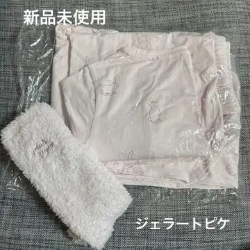 미사용 새상품 젤라또피케 토끼 프린트 핑크 룸웨어&삭스 세트