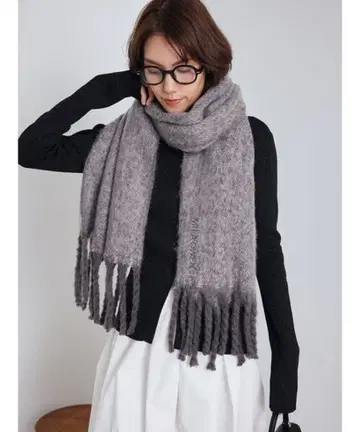 [ 새상품급 ] Mila Owen 대형 스톨