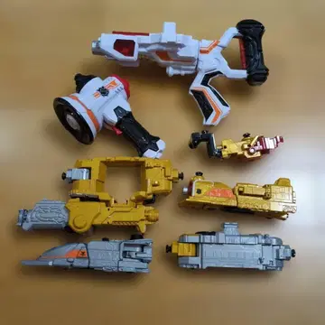 루팡레인저 vs 패트레인저 변신 세트