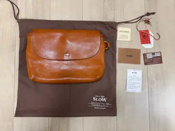 SLOW 브라운 가죽 숄더백