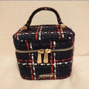 [ 새상품급 미사용 ] 에이미 이스트 월 eimyistoire 네이비 백