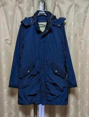 모즈 코트 knock through abstraction