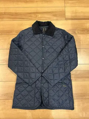 LAVENHAM 네이비 퀼팅 자켓