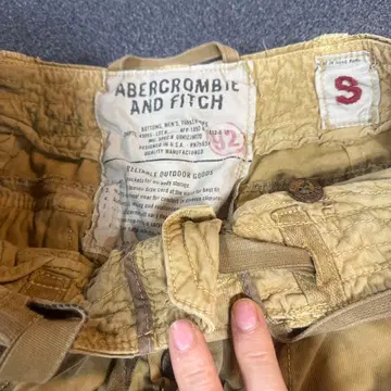 Abercrombie and Fitch 베이지 카고 팬츠 S