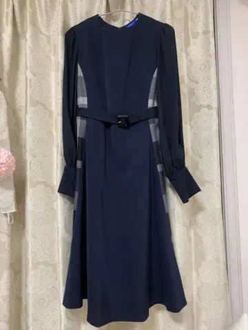 BLUE LABEL CRESTBRIDGE 네이비 원피스