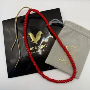 타디&킹 화이트하츠 비즈 빨간색 1줄 약 50cm