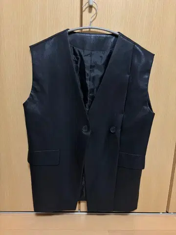 블랙 가죽 더블 버튼 베스트