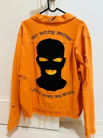 [ 초레어 ] ON AIR 데님 재킷 오렌지 데미지 가공 뒷면 자수