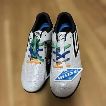umbro 축구화 와이드 화이트 23.0