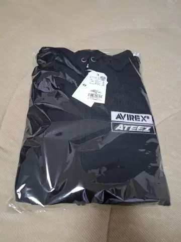 AVIREX x ATEEZ 지퍼 후드티 (블랙)