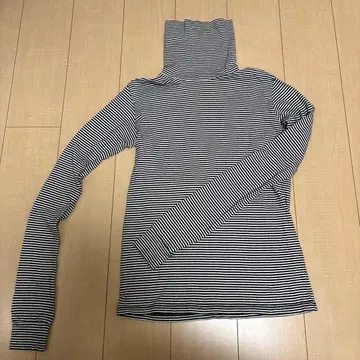 넘버나인 05AW 하이스트릿 시기 보더 터틀넥 티셔츠