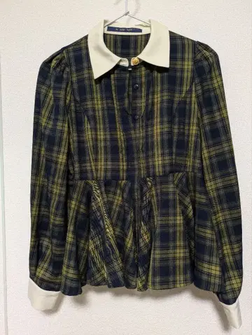 클레릭 카라 체크 페플럼 셔츠