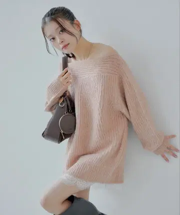 Chico 원숄더 레이스 니트 미니 원피스