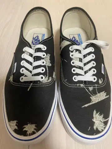 VANS 블랙 스니커즈 상자 없음