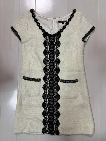 MERCURYDUO 아이보리 무릎 기장 원피스