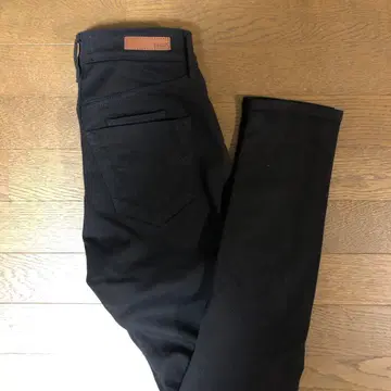 새상품급 야누크 파트리시아 24인치