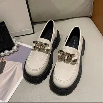 화이트 체인 로퍼 24cm