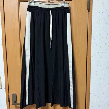 미사용 야마다야 RADIATE 블랙 롱 스커트 F