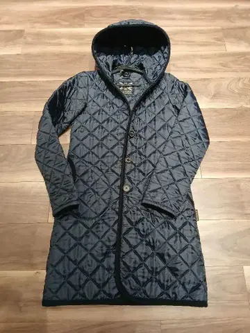 새상품급 라벤햄 퀼팅 자켓 후드 부착