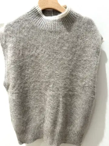 유나이티드 애로우즈 캐시미어 니트