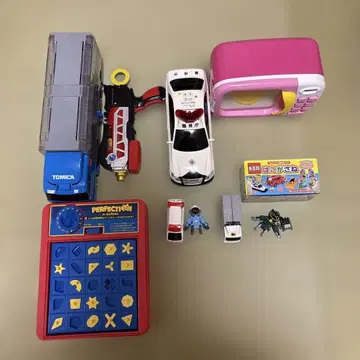 다양한 완구 세트 토미카 전자레인지 등