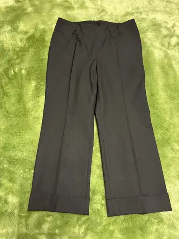 FOXEY NEW YORK 블랙 스트레이트 팬츠