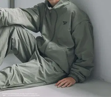 Reebok 4way 리버서블 안감 플리스 탈부착 블루종 S 올리브