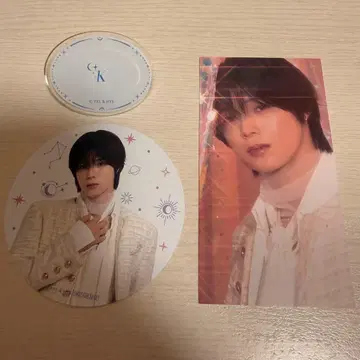 &TEAM 카페 K 예약 특전 코스터 아크릴 배지