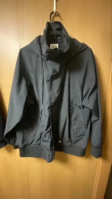 ZARA 블랙 점퍼 XL