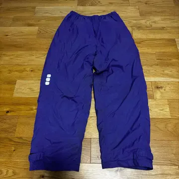 야쿠르트 레이디 / 방한복