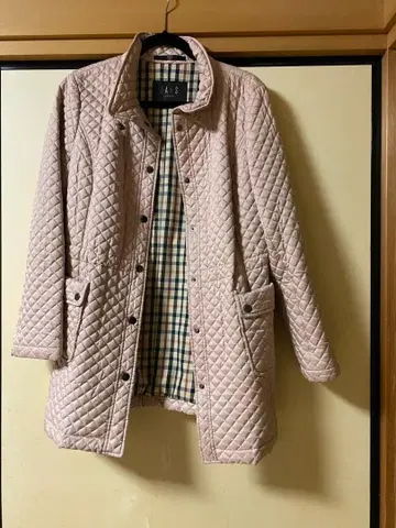 DAKS 핑크 퀼팅 자켓