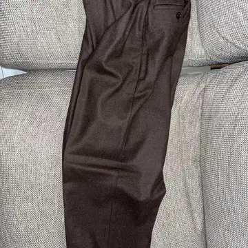 MARKAWARE 다크 브라운 슬랙스