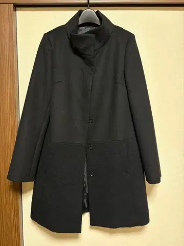 INDIVI 블랙 코트 사이즈 40