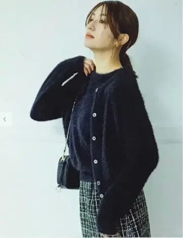 쿠미쿄쿠 나일론 퍼 가디건 블랙