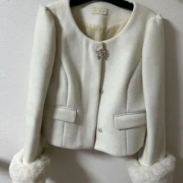 안미르 숏 코트